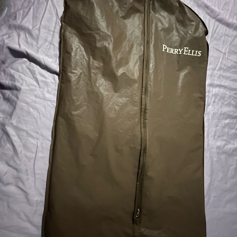Perry Ellis suit